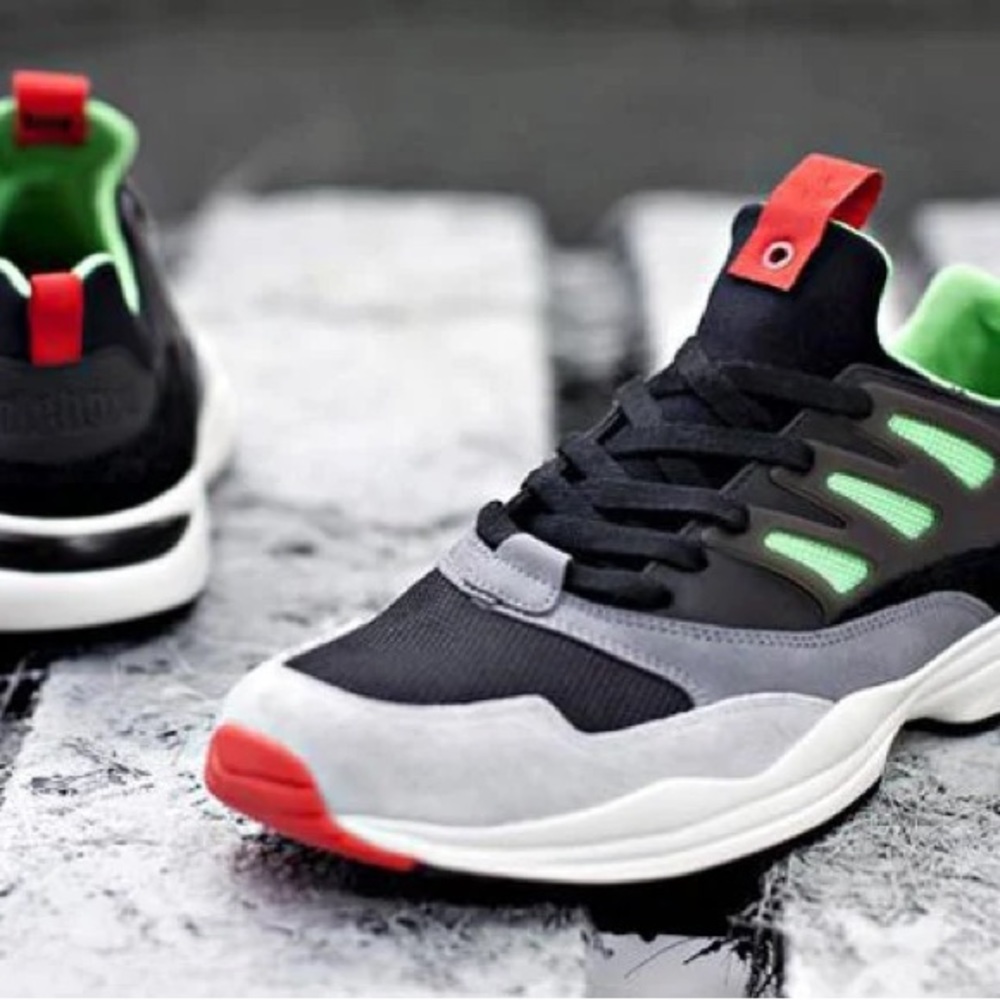 Retro Adidas - Picture 3 of 3